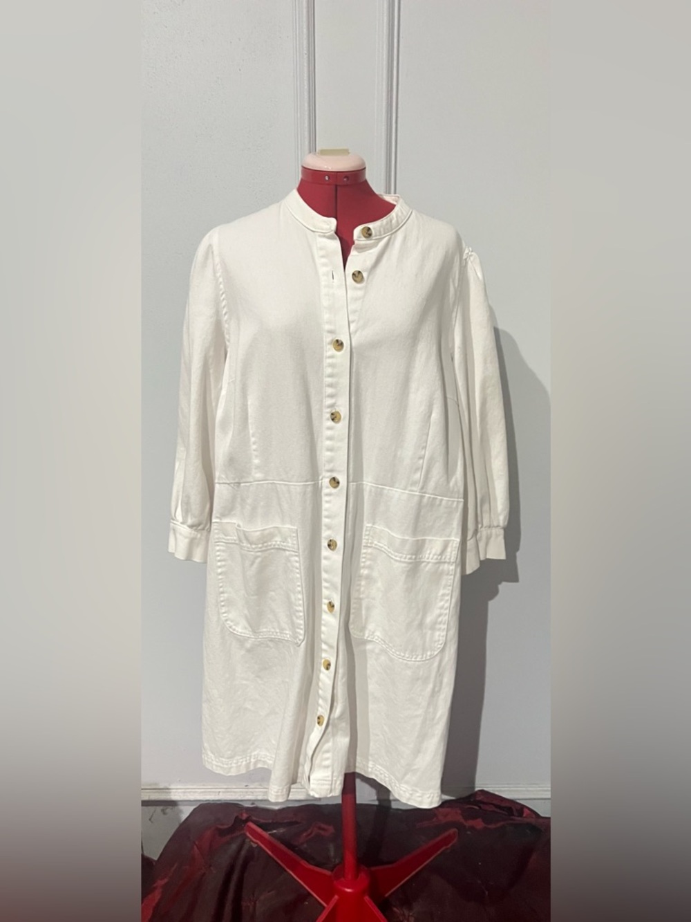 Who What Wear White Denim Button up Jacket Dress  Black Label size XXL